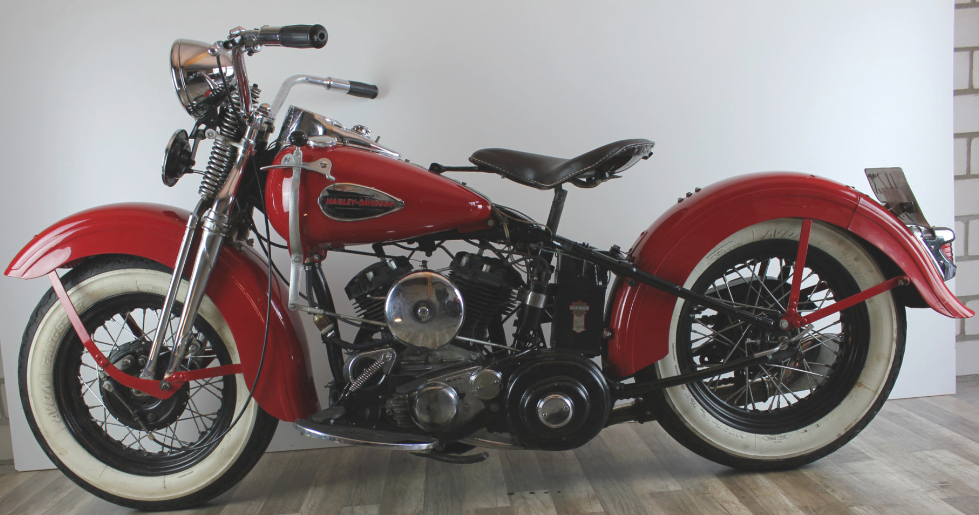 Harley-Davidson Modell “WLC” von 1937, Seitansicht